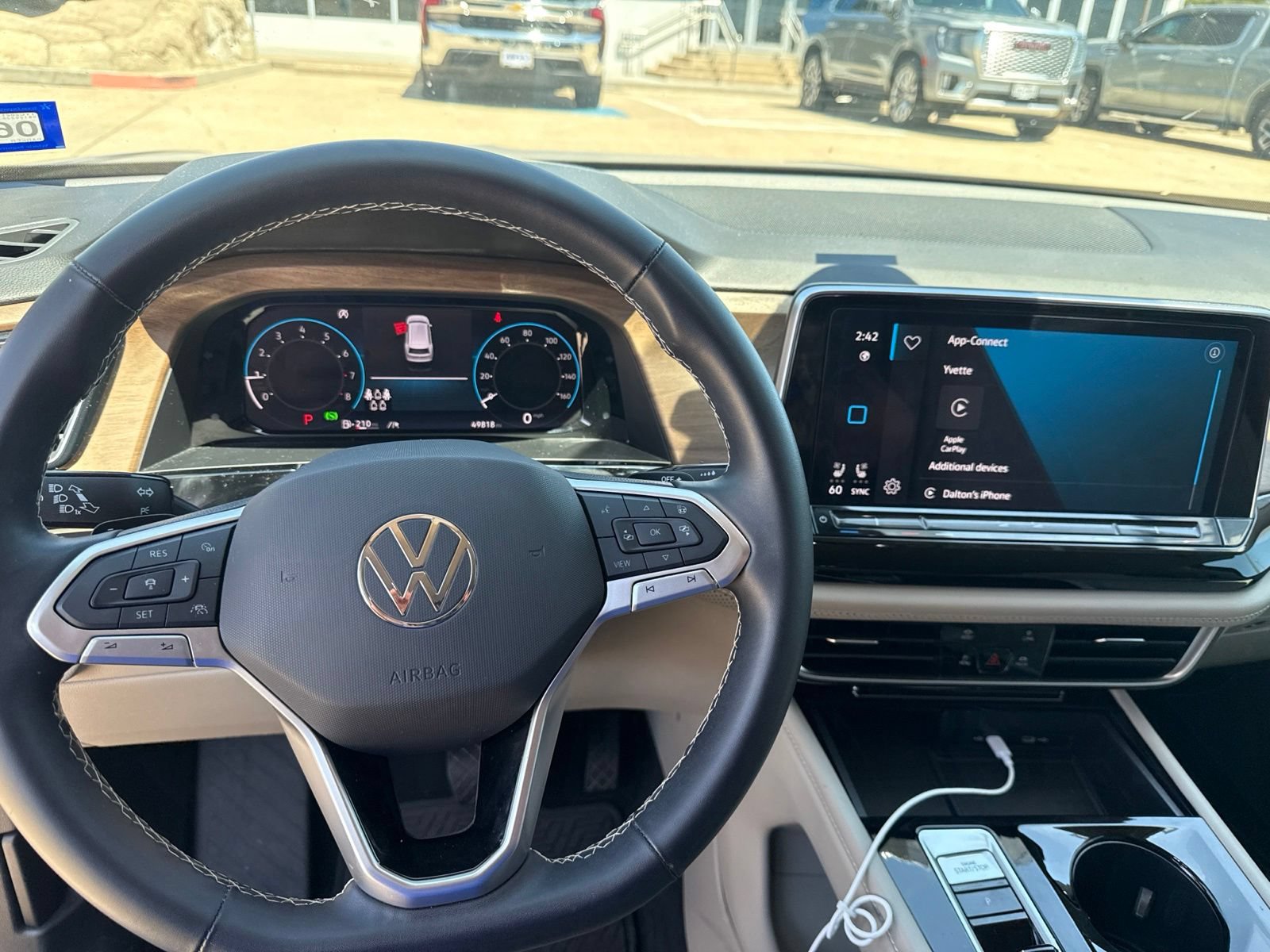 Used 2024 Volkswagen Atlas SE FWD image 18
