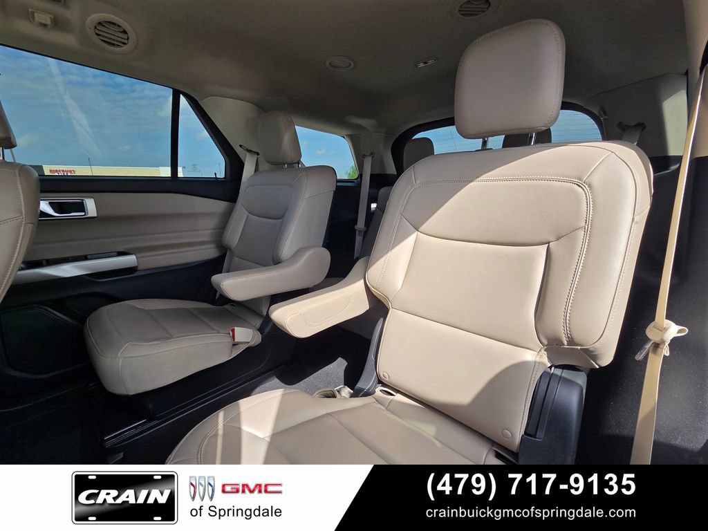 Used 2023 Ford Explorer XLT w/ Equipment Group 202A RWD image 25