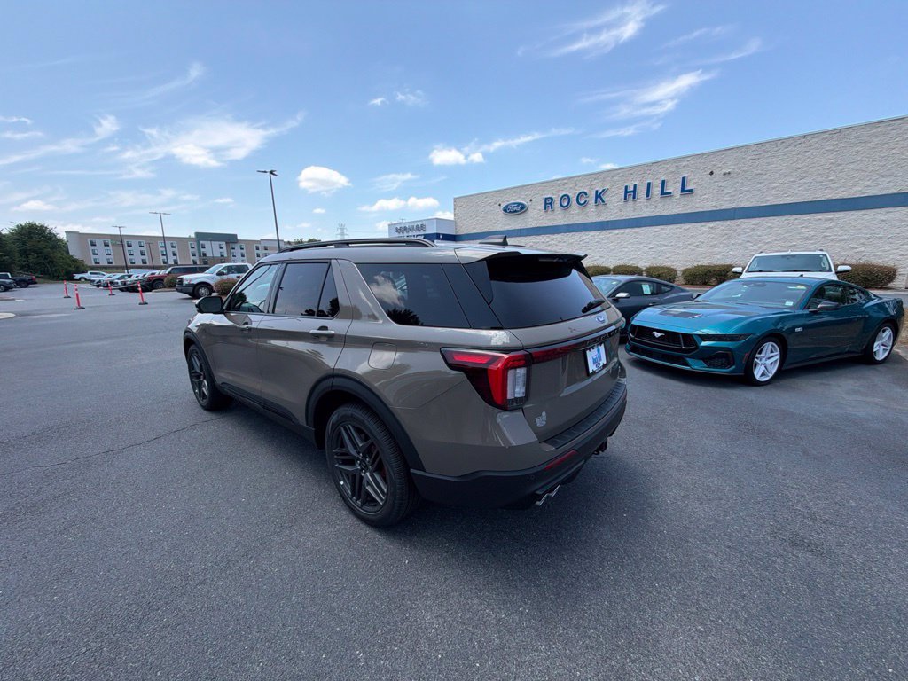 New 2026 Ford Explorer ST w/ Sun And Sound Package AWD/4WD image 16