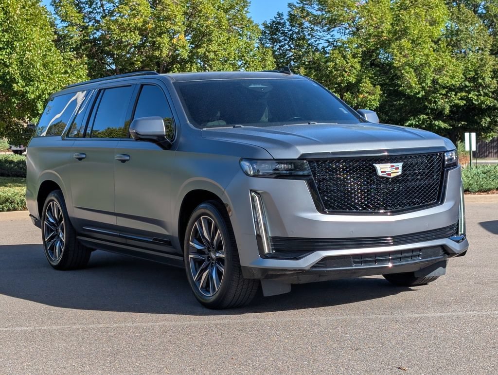 Used 2022 Cadillac Escalade ESV Sport w/ Touring Package AWD/4WD image 6