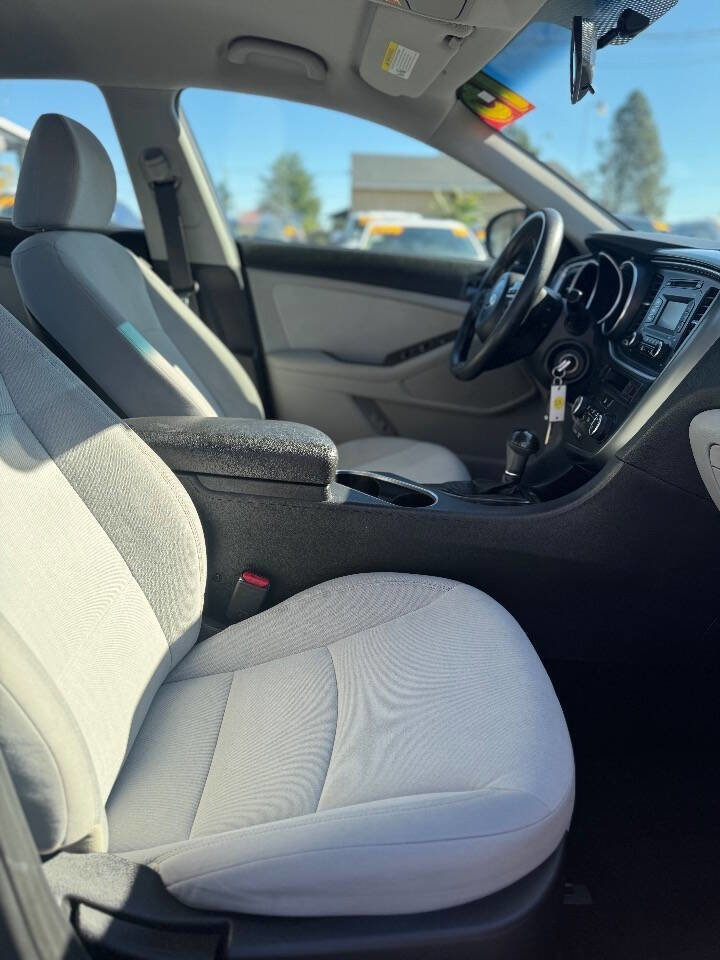 Used 2015 Kia Optima LX image 15