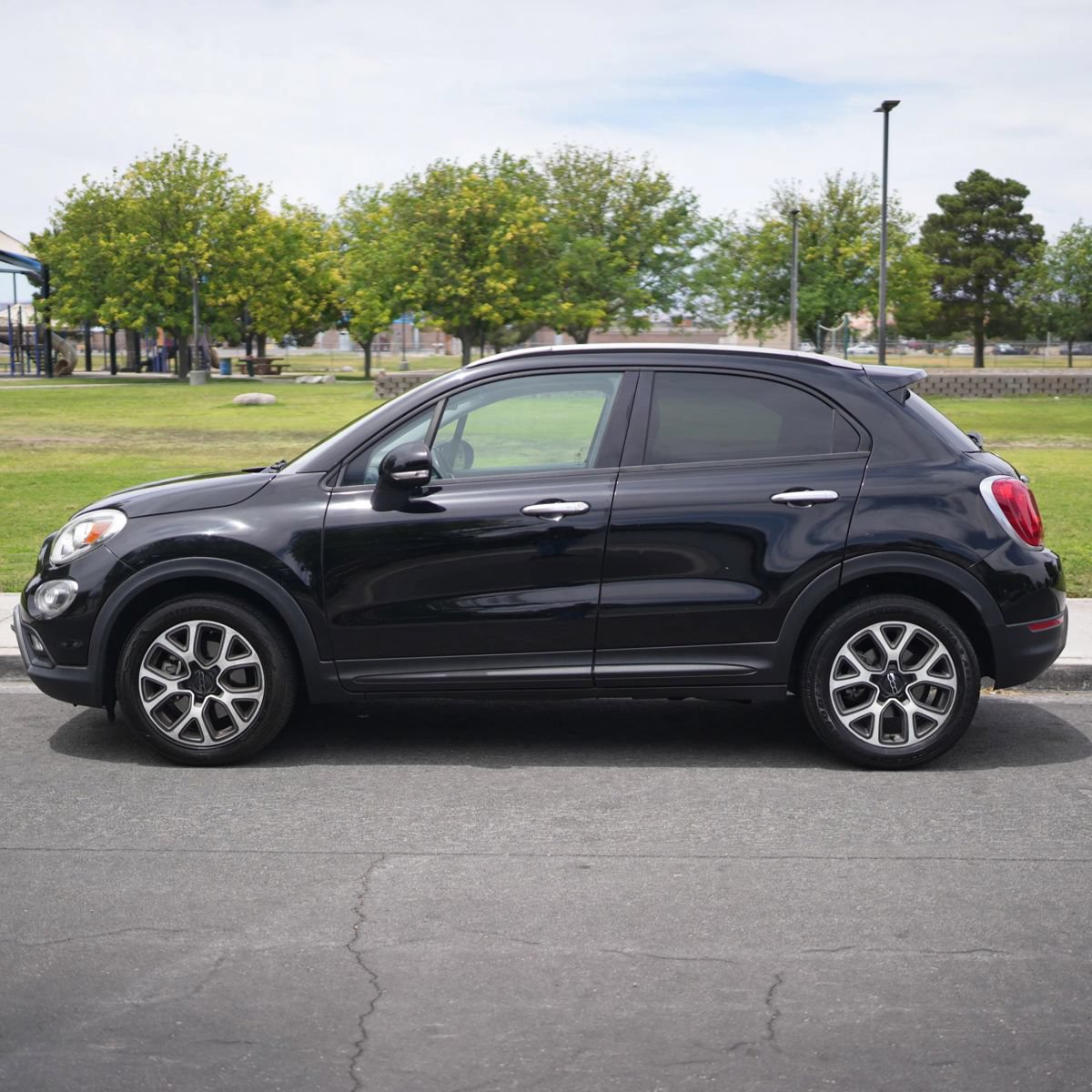 Used 2017 FIAT 500X Trekking FWD image 3