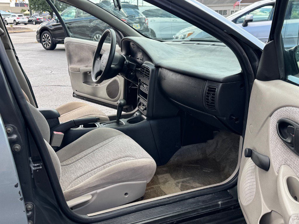 Used 2002 Saturn S-Series SL2 FWD image 18