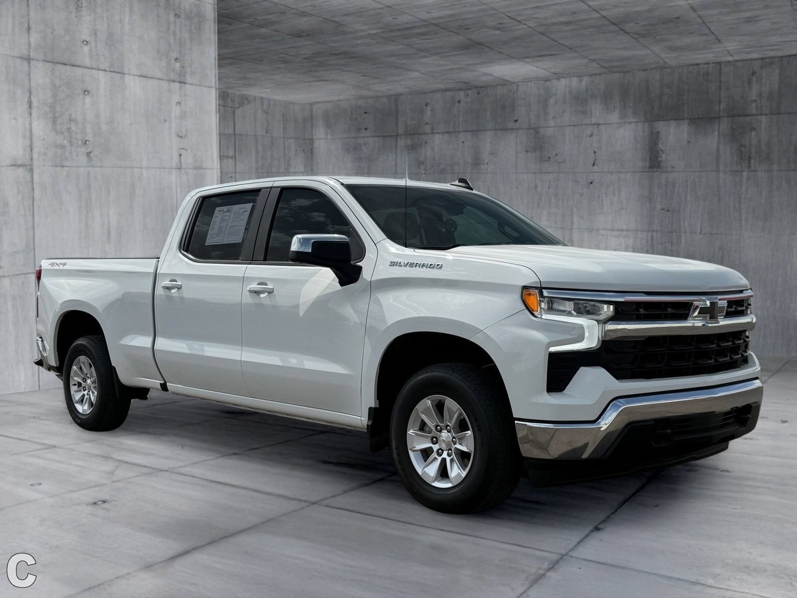 Certified 2024 Chevrolet Silverado 1500 LT w/ Protection Package AWD/4WD image 9