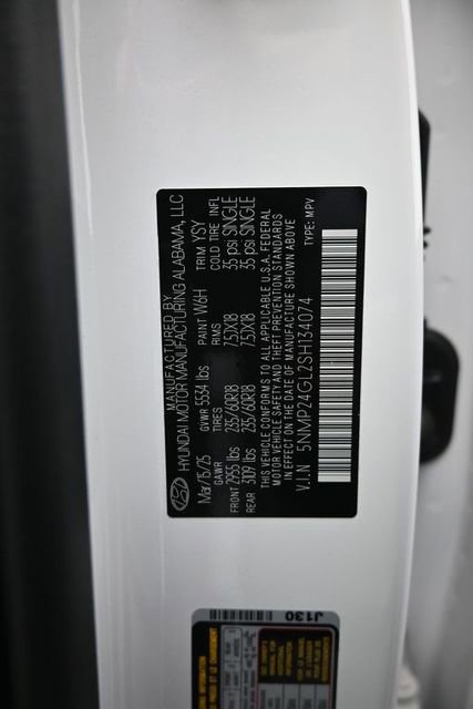Used 2025 Hyundai Santa Fe SEL FWD image 17