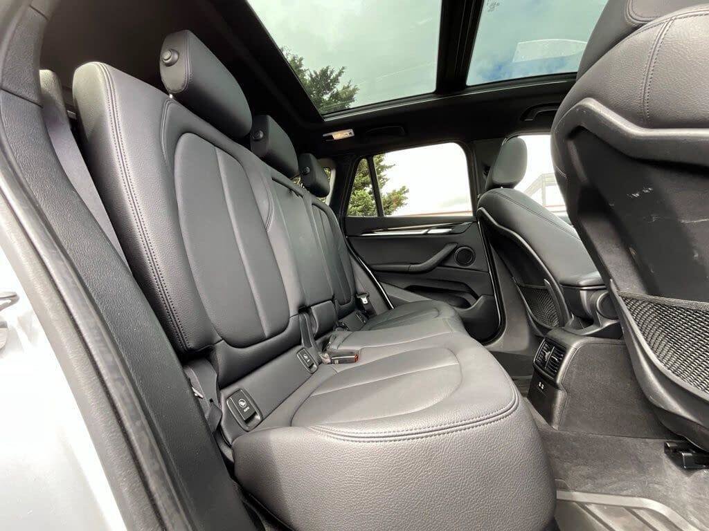 Used 2019 BMW X1 xDrive28i w/ Convenience Package AWD/4WD image 14