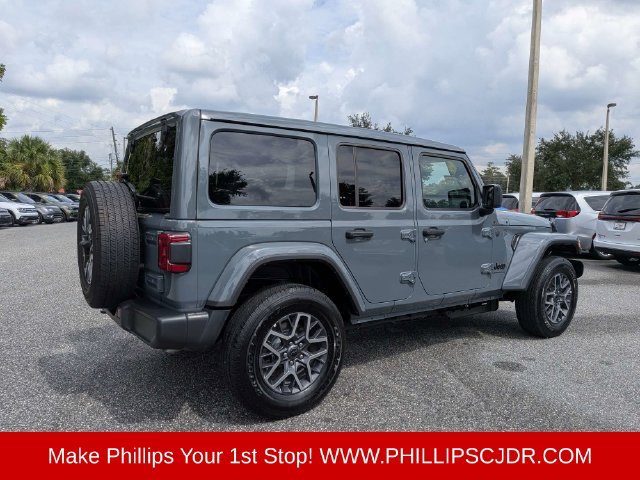 Certified 2026 Jeep Wrangler Unlimited Sahara AWD/4WD image 3