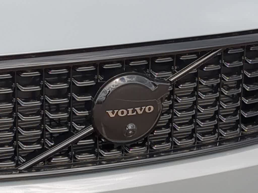 New 2026 Volvo XC40 B5 Ultra w/ Protection Package Premier AWD/4WD image 11