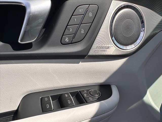 New 2026 Buick Enclave Avenir w/ Super Cruise Package image 25