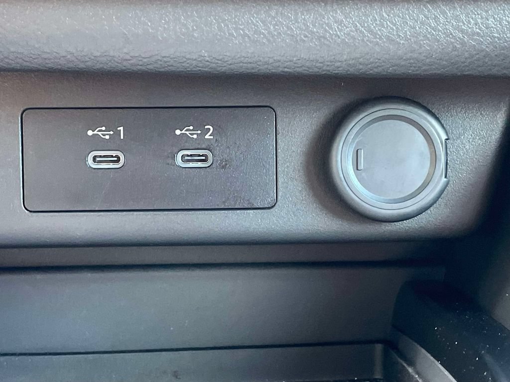 Used 2026 Nissan Rogue S FWD image 29