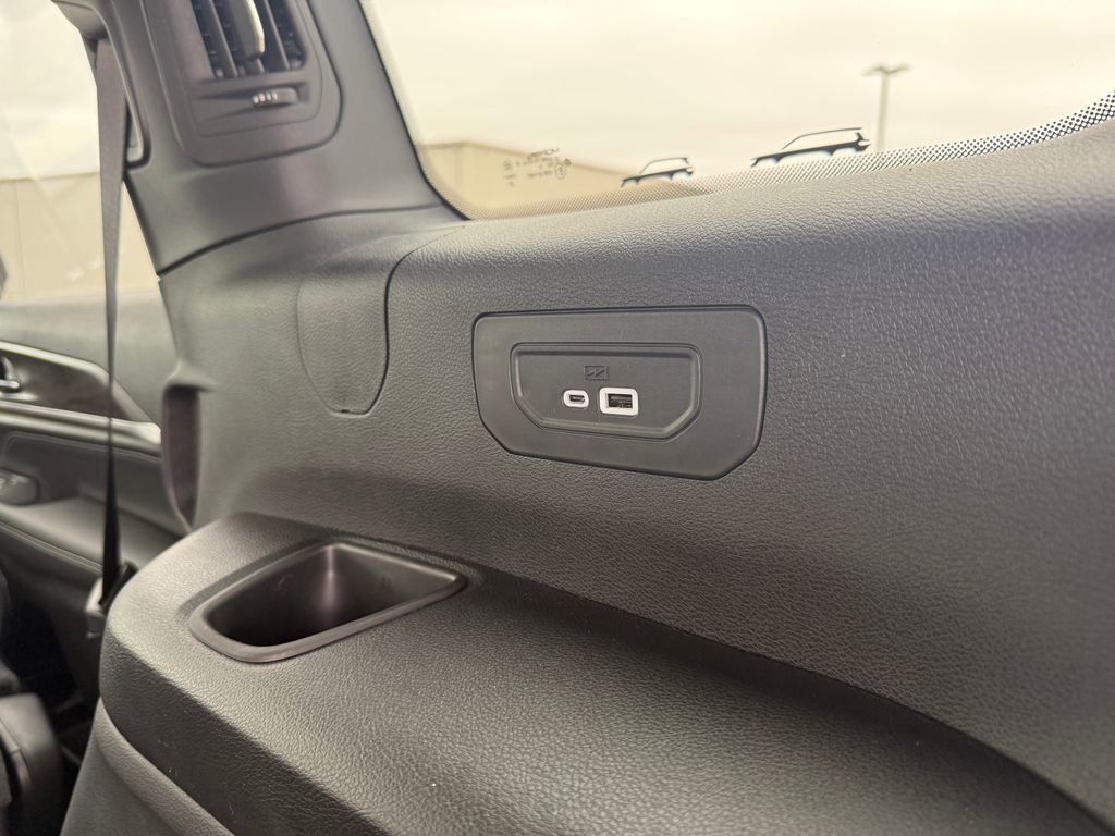 New 2026 Jeep Grand Cherokee L Limited AWD/4WD image 12
