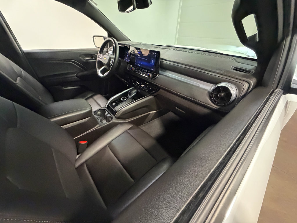 Used 2023 Chevrolet Colorado LT w/ LT Convenience Package III AWD/4WD image 61