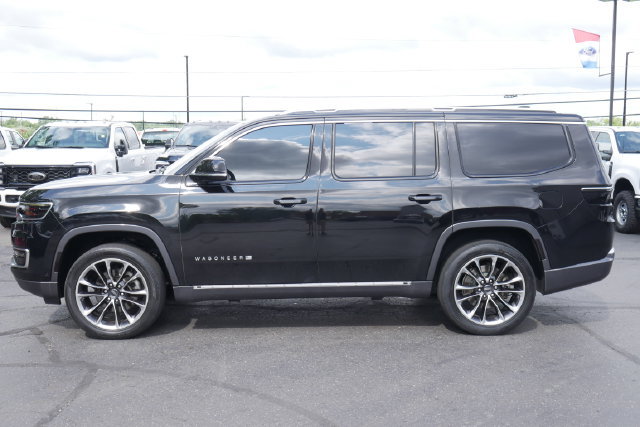 Used 2022 Jeep Wagoneer Series III w/ Premium Group I AWD/4WD image 10