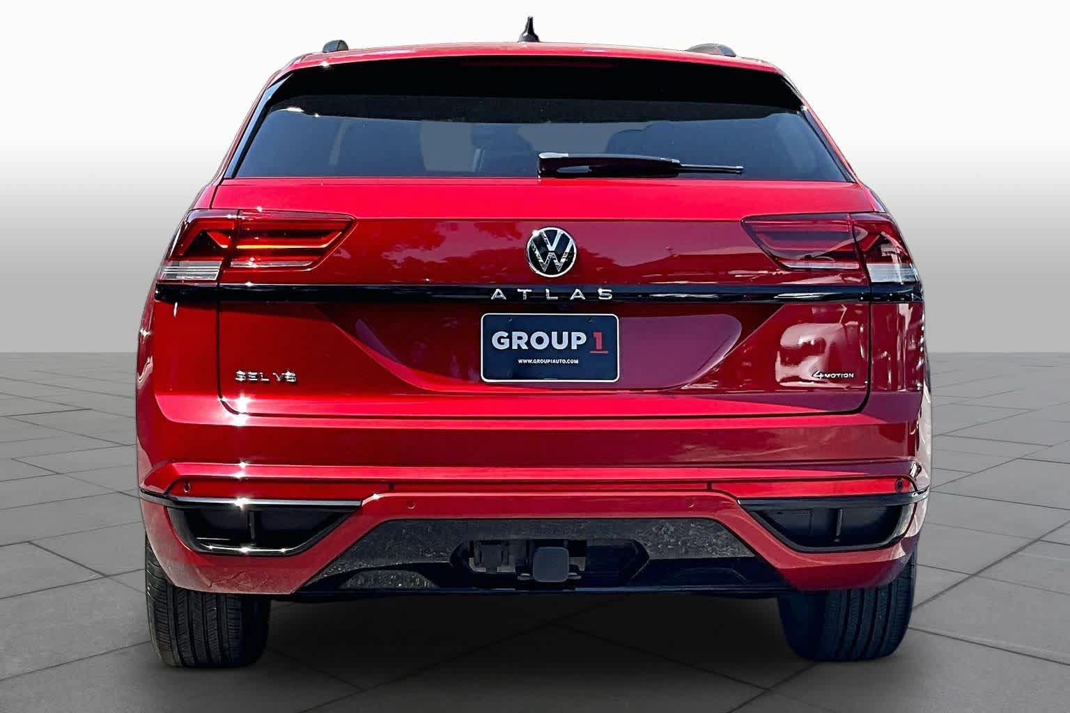 Certified 2023 Volkswagen Atlas Cross Sport SEL R-Line AWD/4WD image 5