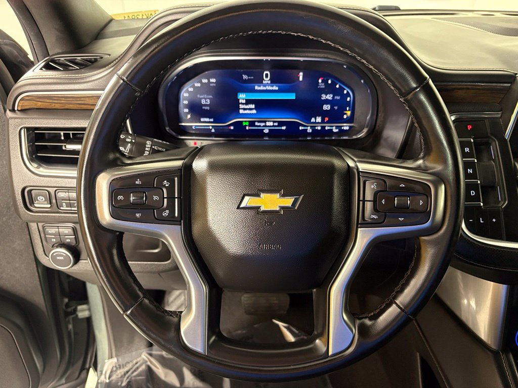 Used 2023 Chevrolet Suburban Premier AWD/4WD image 20