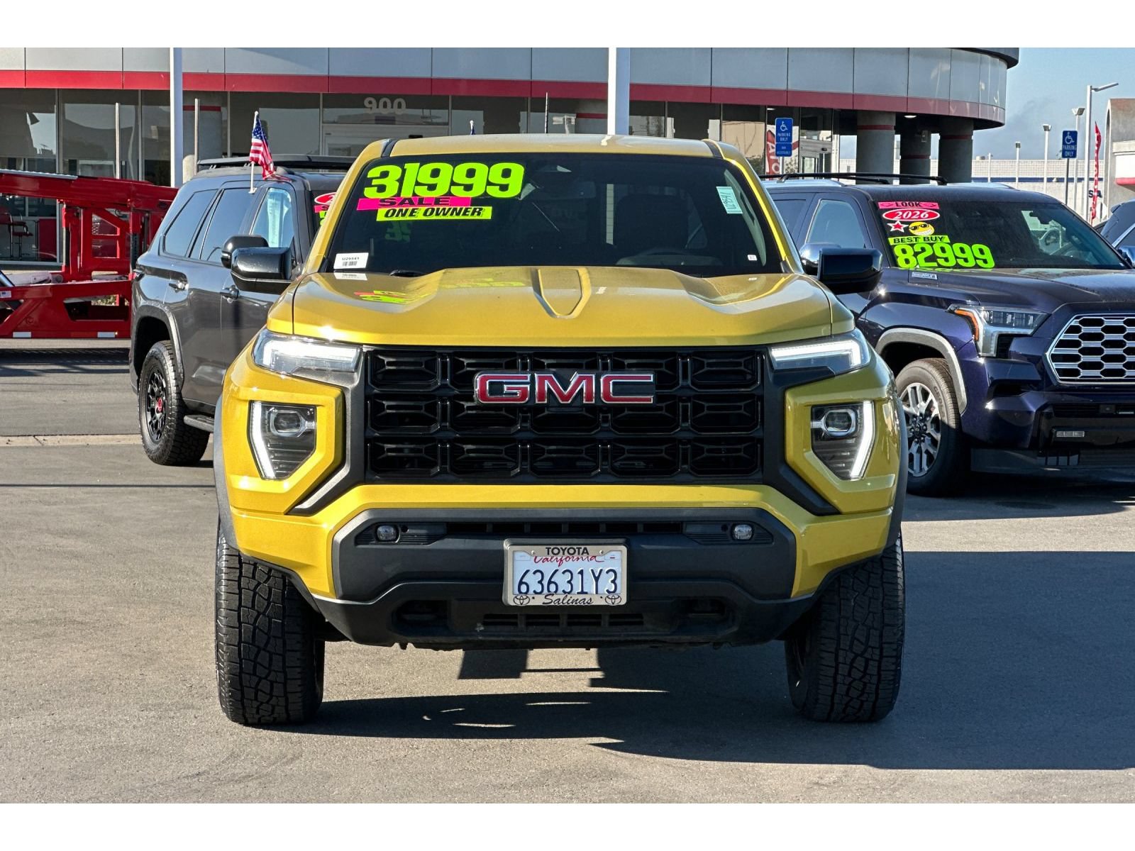 Used 2023 GMC Canyon Elevation w/ Elevation Premium Package RWD image 9