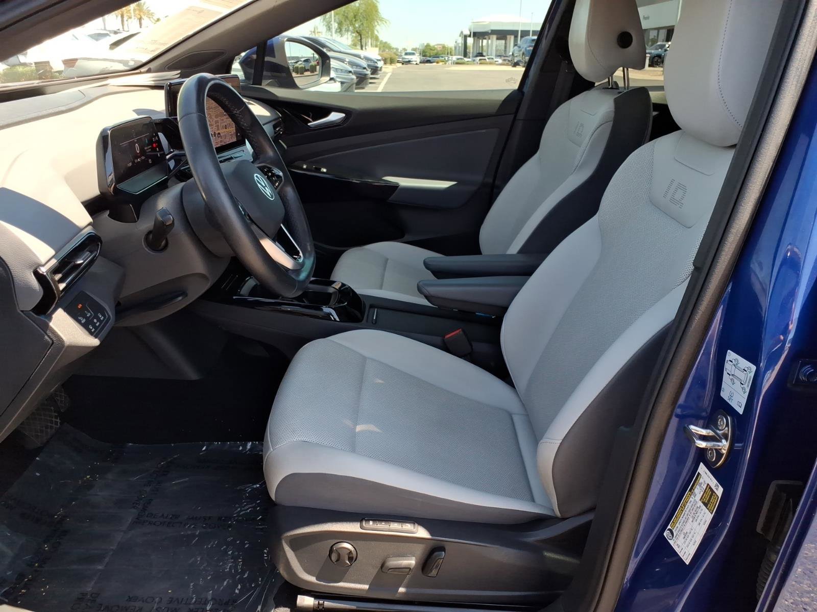 Certified 2021 Volkswagen ID.4 Pro S w/ Gradient Package image 19