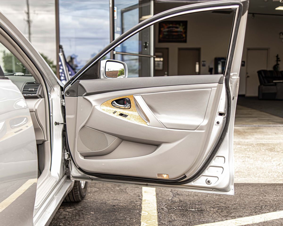 Used 2007 Toyota Camry XLE FWD image 40