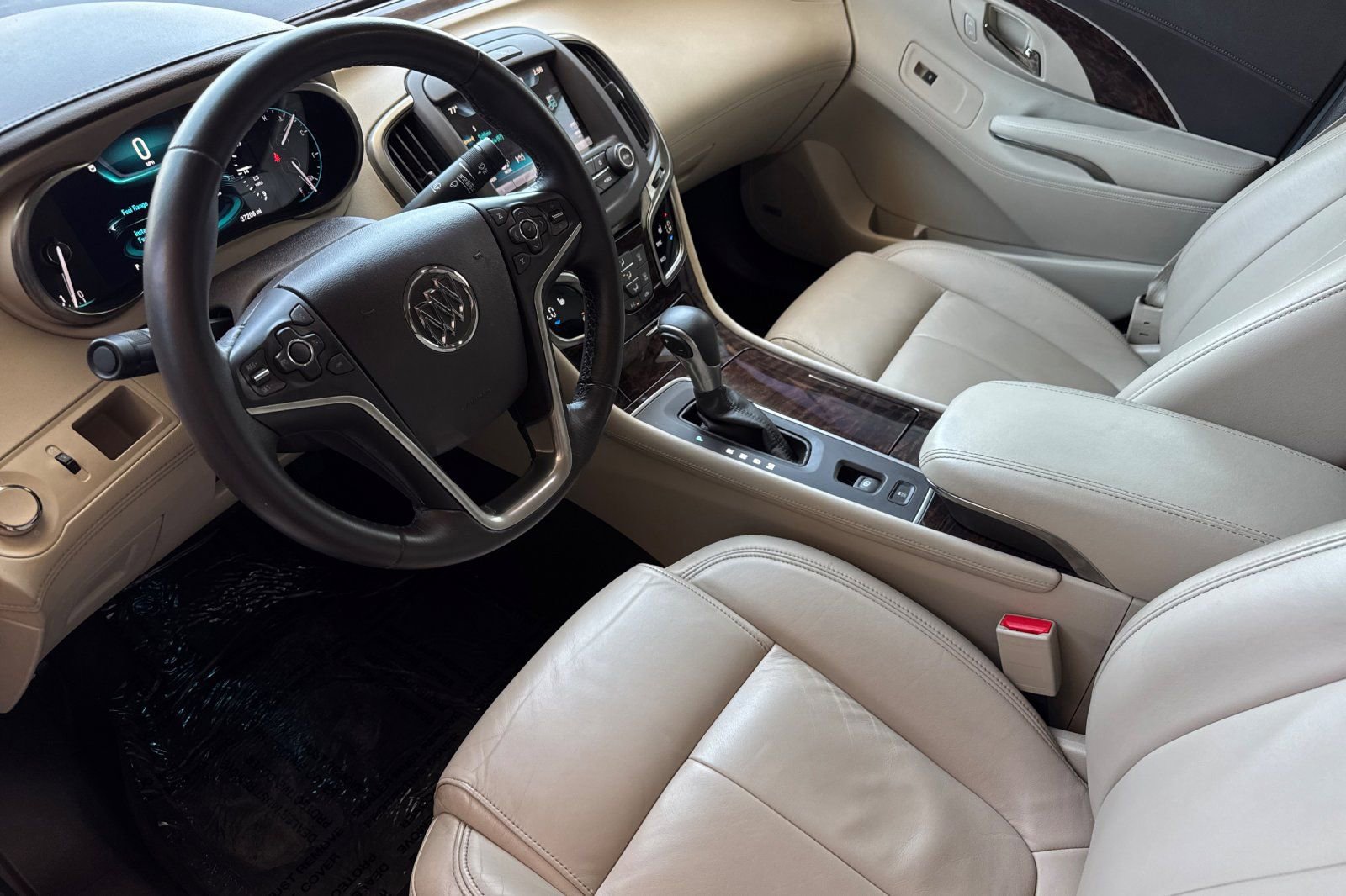 Used 2016 Buick LaCrosse Leather FWD image 11