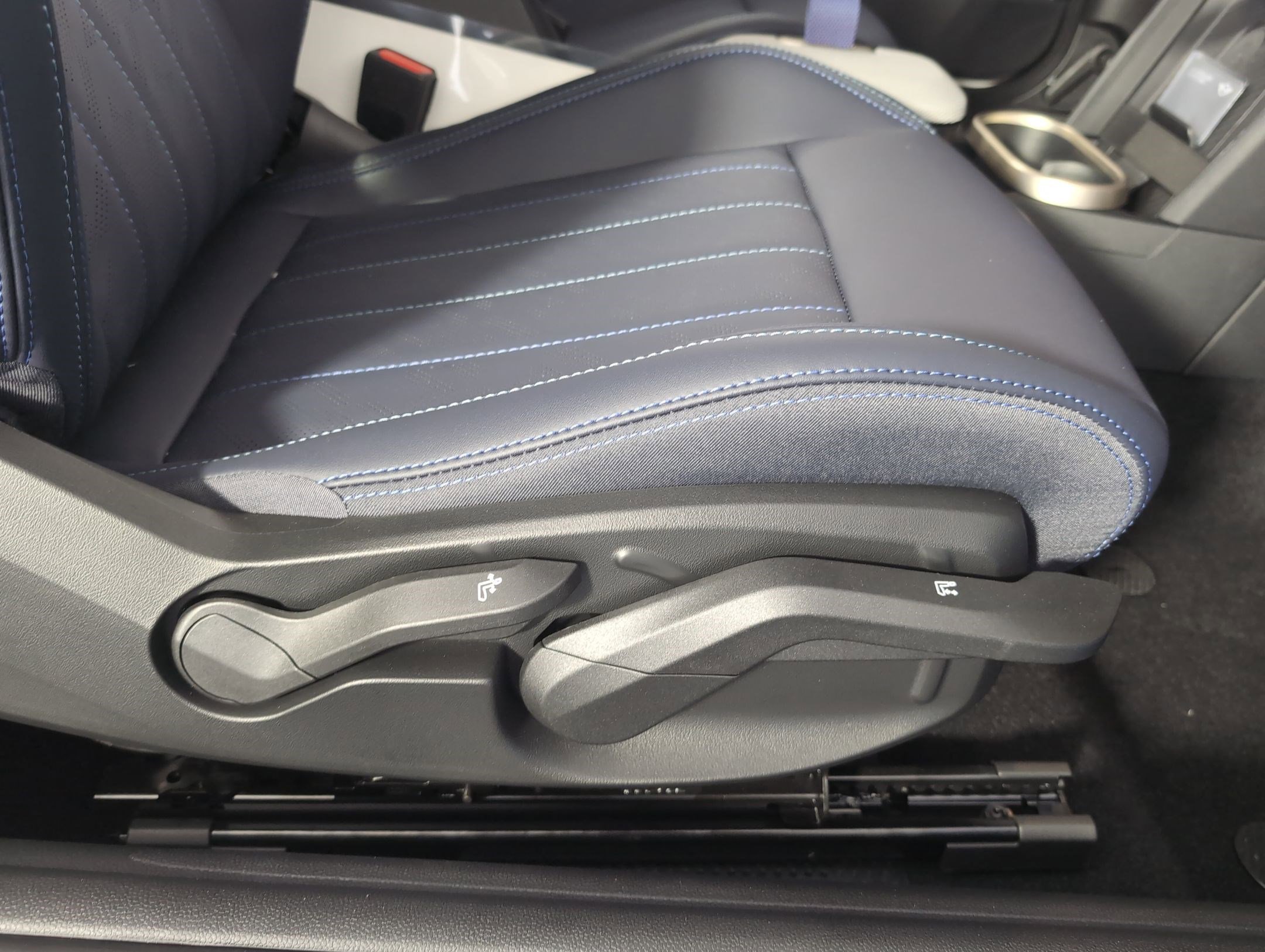 New 2026 MINI Cooper S FWD image 34