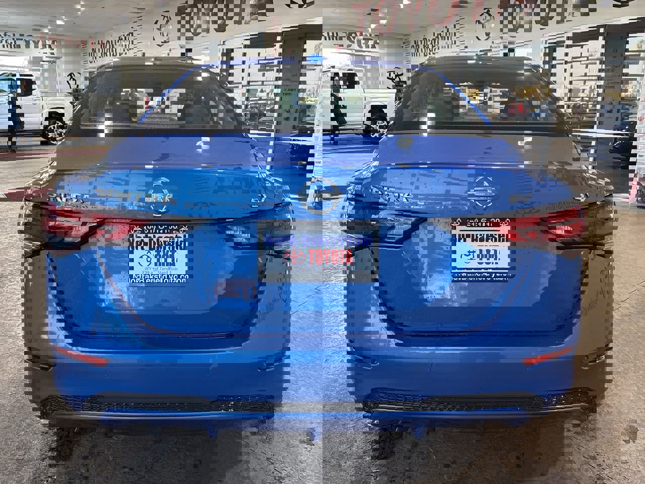 Used 2024 Nissan Sentra SV image 9