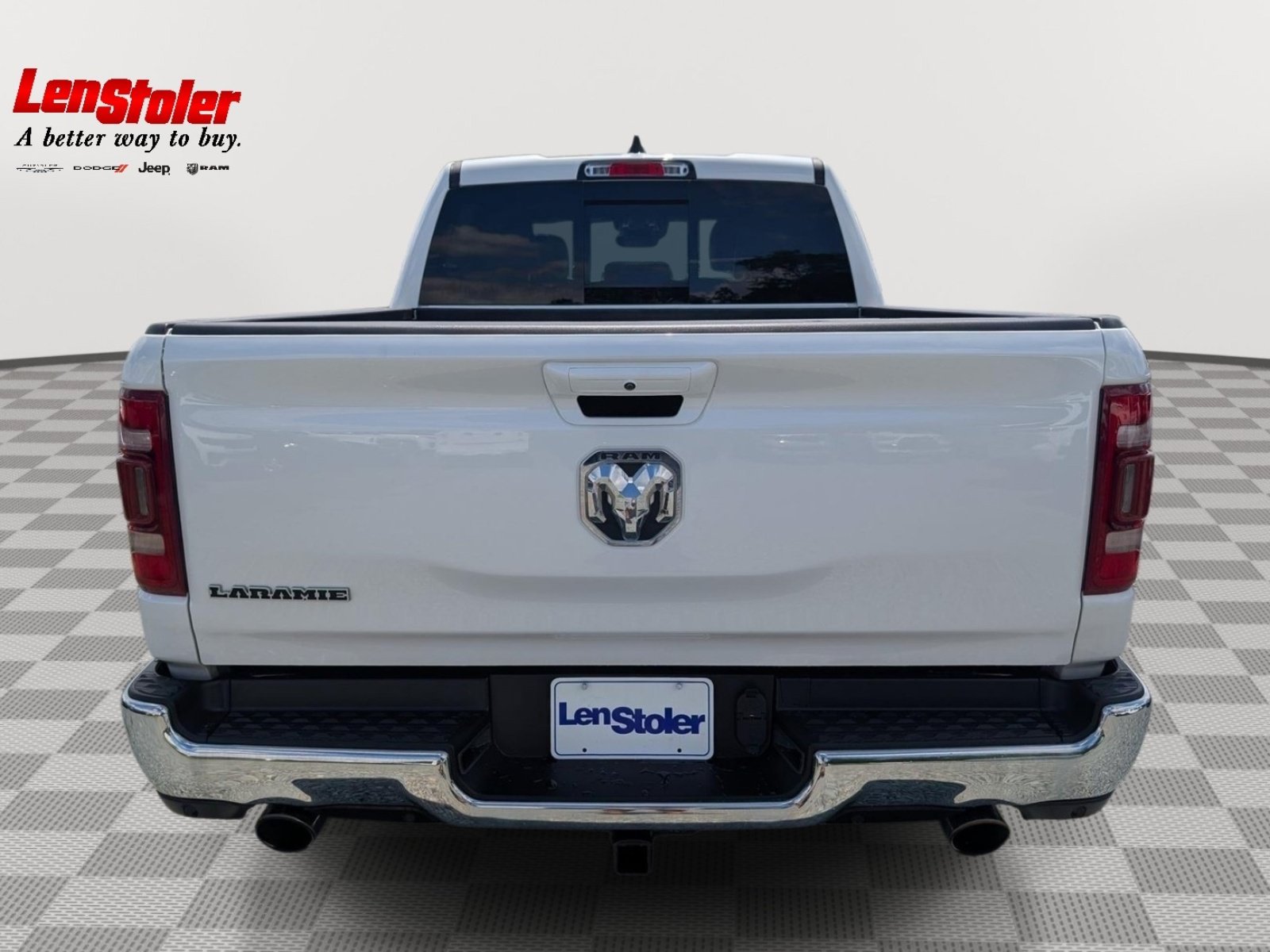 Used 2023 RAM 1500 Laramie AWD/4WD image 4