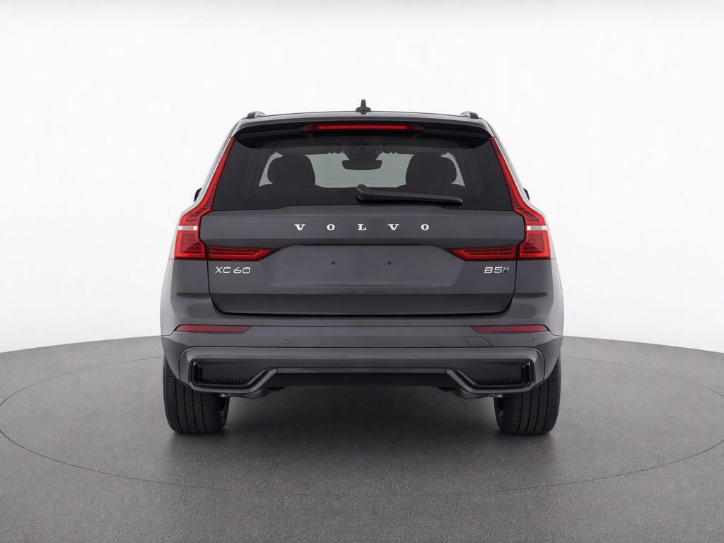 Certified 2024 Volvo XC60 B5 Ultimate w/ Protection Package Premier AWD/4WD image 7