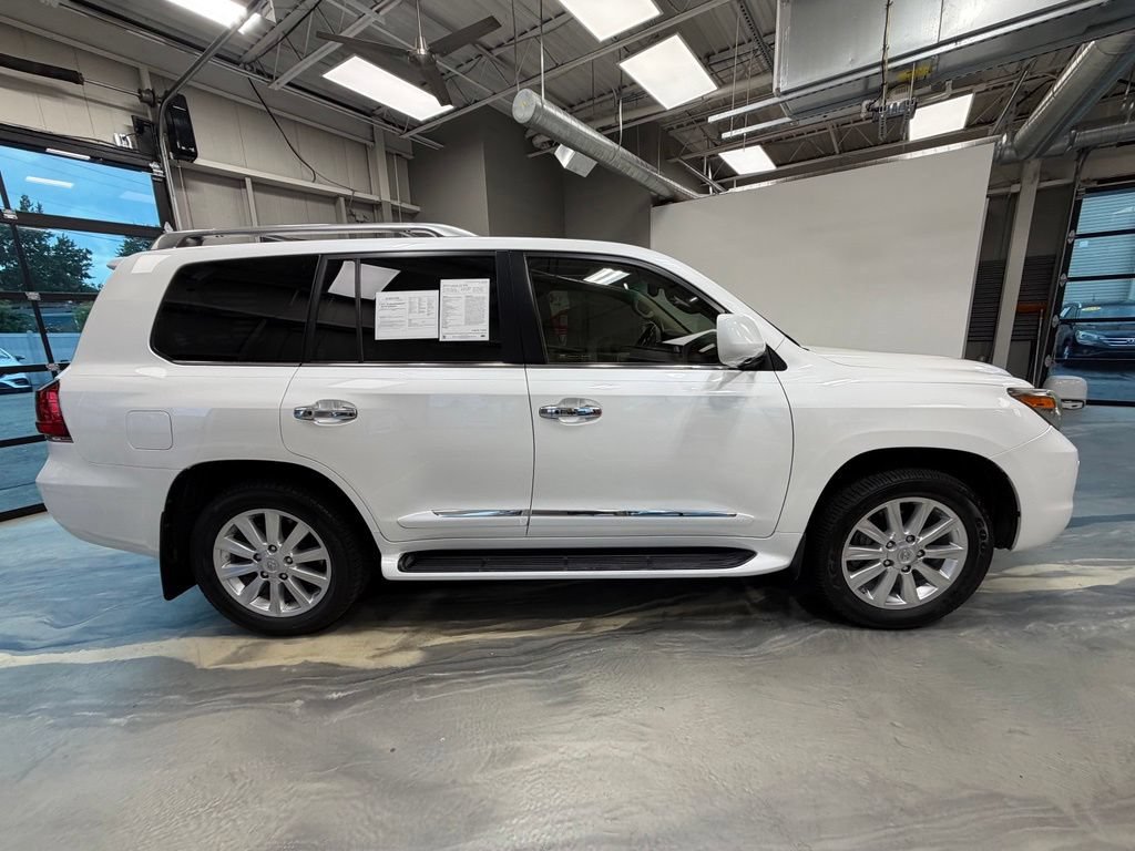 Used 2010 Lexus LX 570 4WD image 40