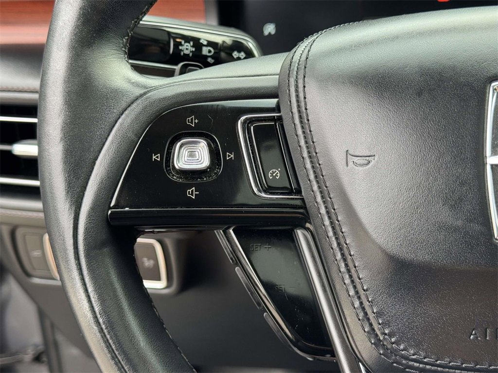 Used 2022 Lincoln Aviator Reserve w/ Elements Package Plus image 10