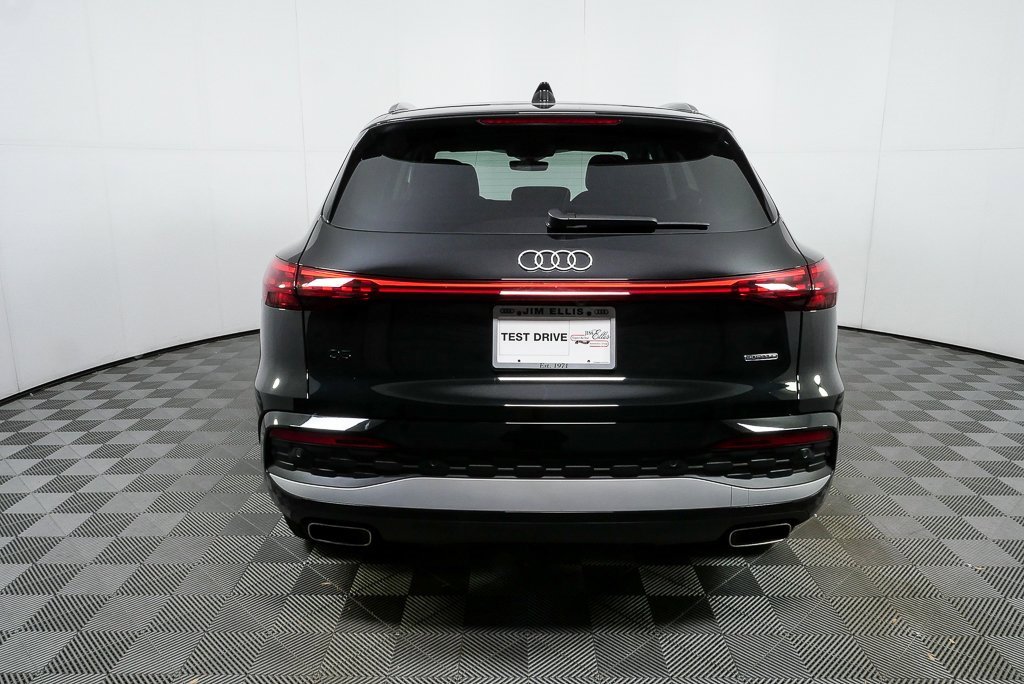 Certified 2025 Audi Q5 Premium w/ Convenience Package image 29