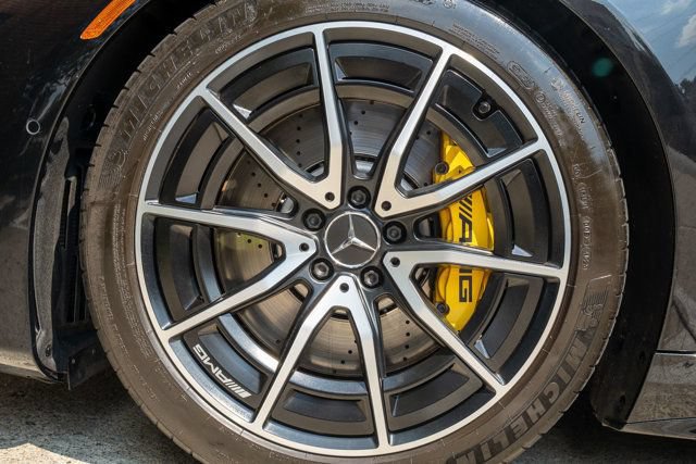 Used 2022 Mercedes-Benz SL 63 AMG 4MATIC image 34