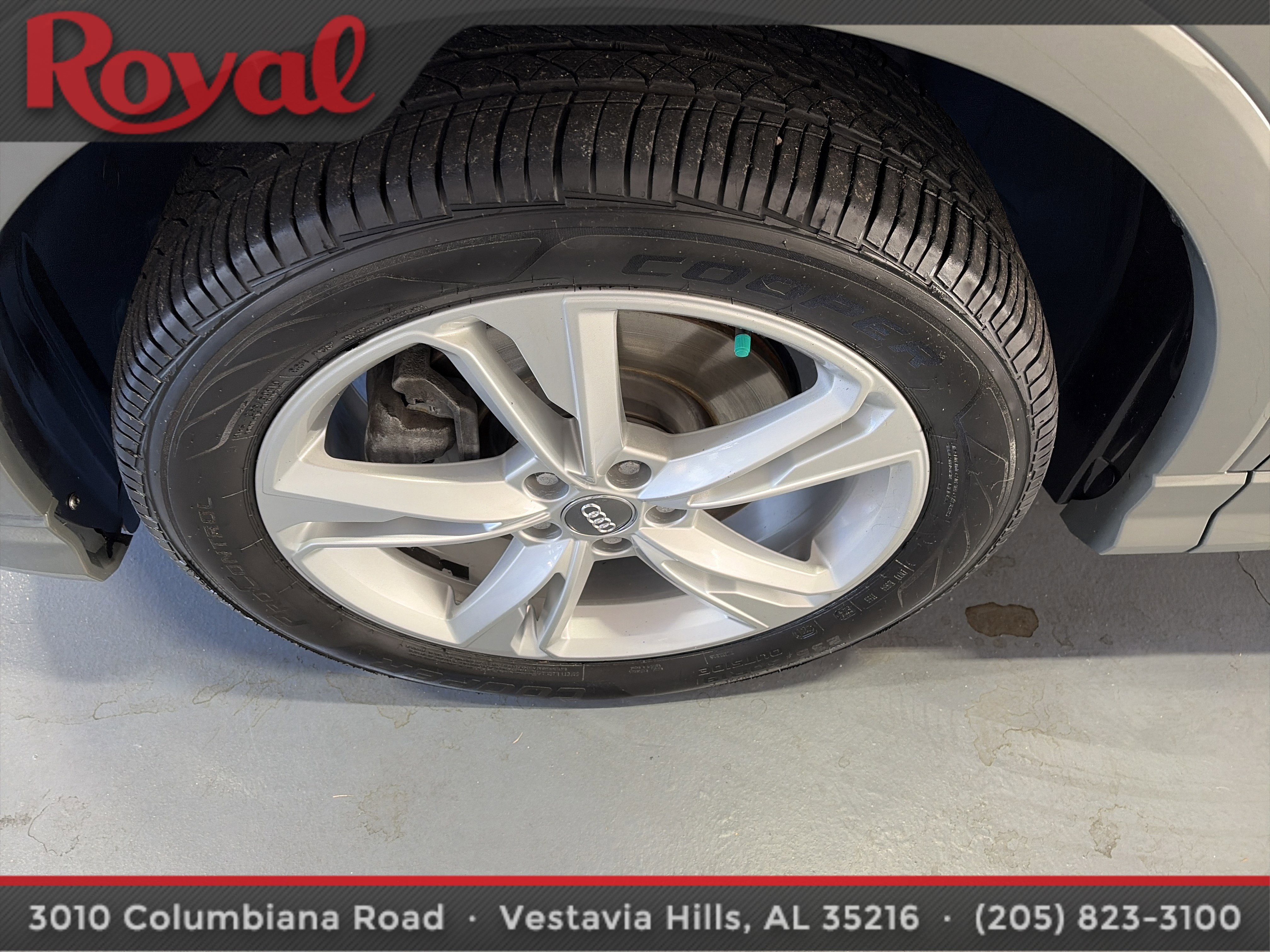 Used 2020 Audi Q3 2.0T Premium w/ Convenience Package image 12