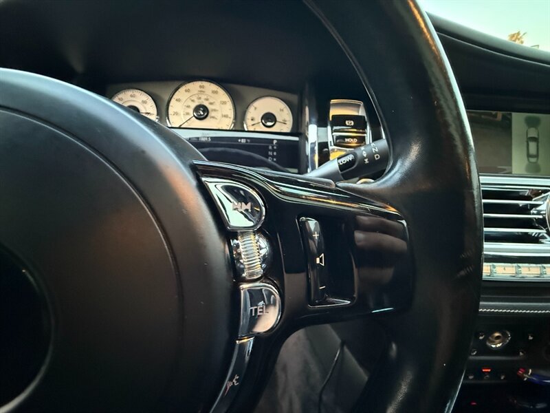 Used 2015 Rolls-Royce Ghost RWD image 24
