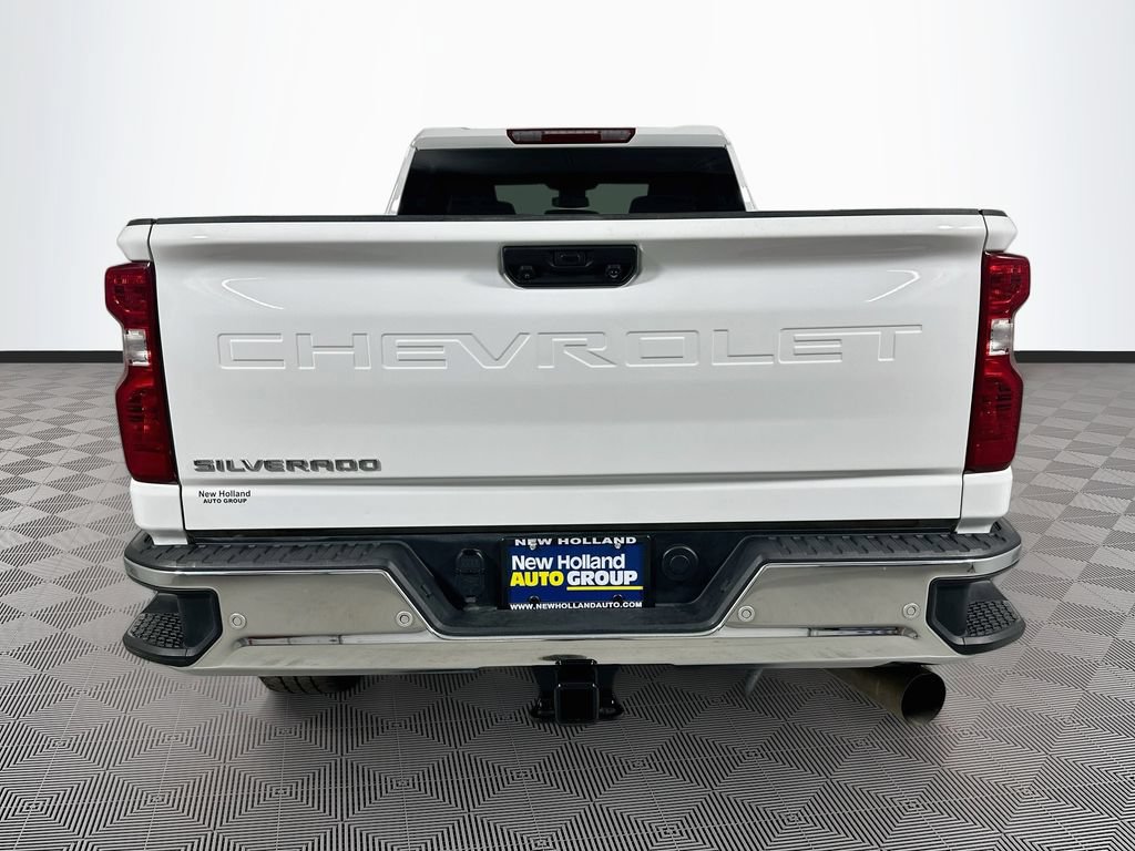 Used 2025 Chevrolet Silverado 3500 W/T w/ WT/CX Safety Package AWD/4WD image 9