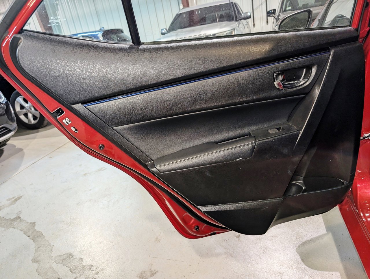 Used 2018 Toyota Corolla SE image 18