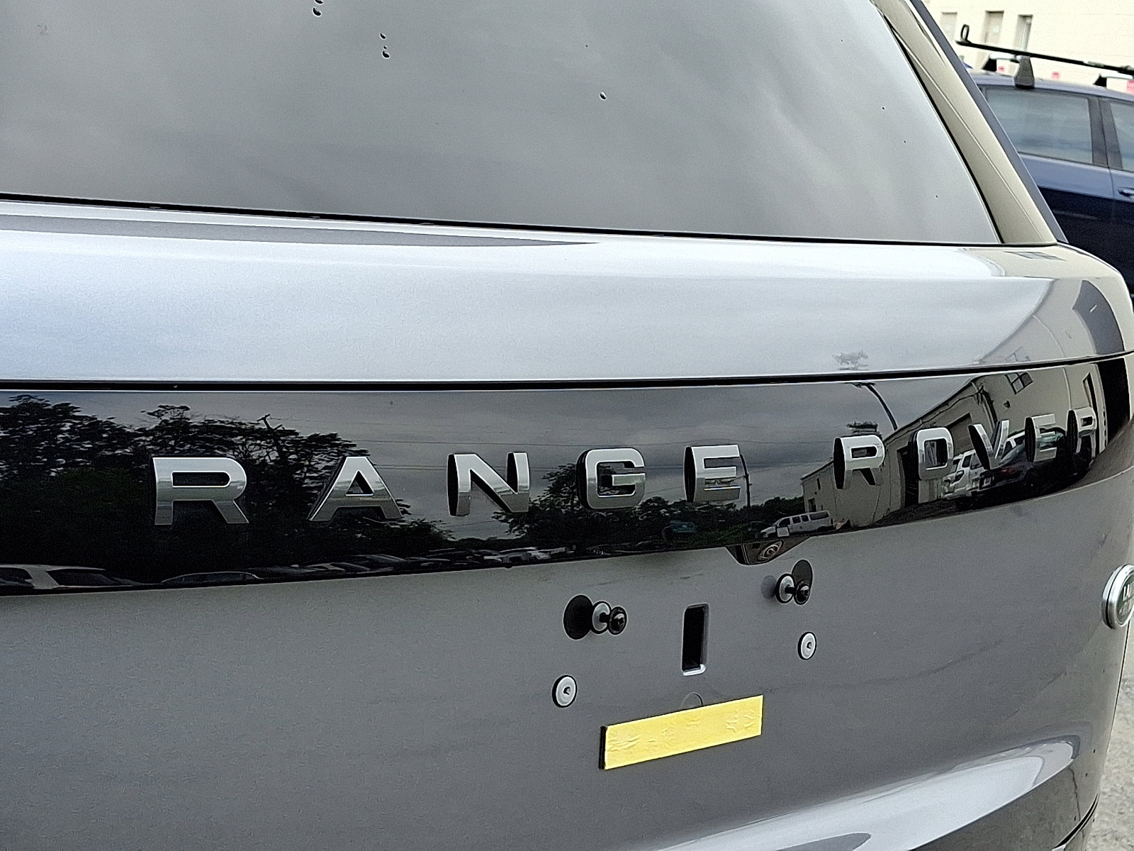 Certified 2023 Land Rover Range Rover SE image 30