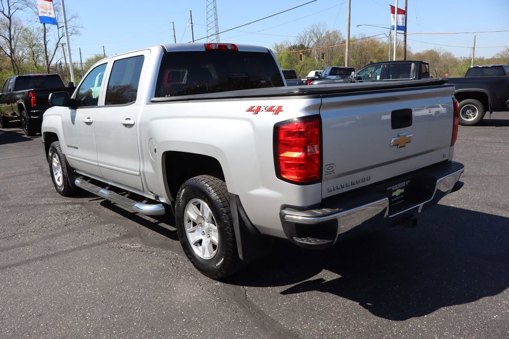Used 2018 Chevrolet Silverado 1500 LT w/ All Star Edition AWD/4WD image 3