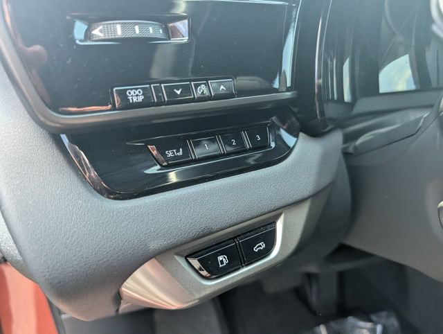Used 2023 Lexus RX 350 Premium Plus w/ Accessory Package (Z1) AWD/4WD image 15