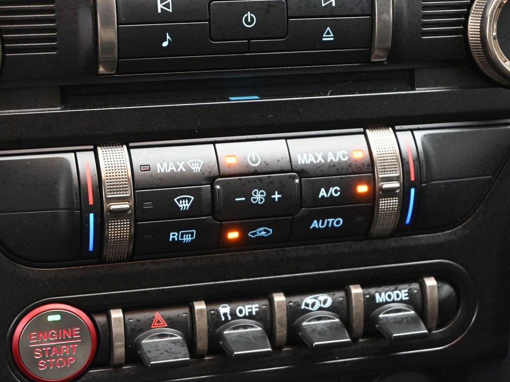 Used 2021 Ford Mustang Shelby GT500 w/ Carbon Fiber Track Pack image 15