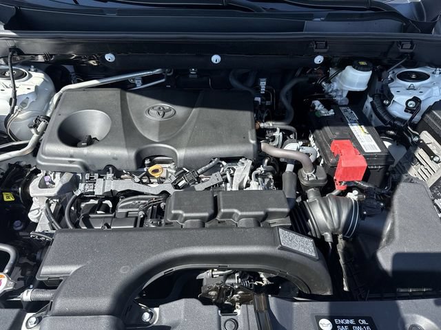 Used 2020 Toyota RAV4 Limited FWD image 30