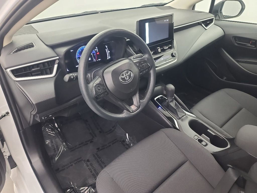 Used 2026 Toyota Corolla LE FWD image 25