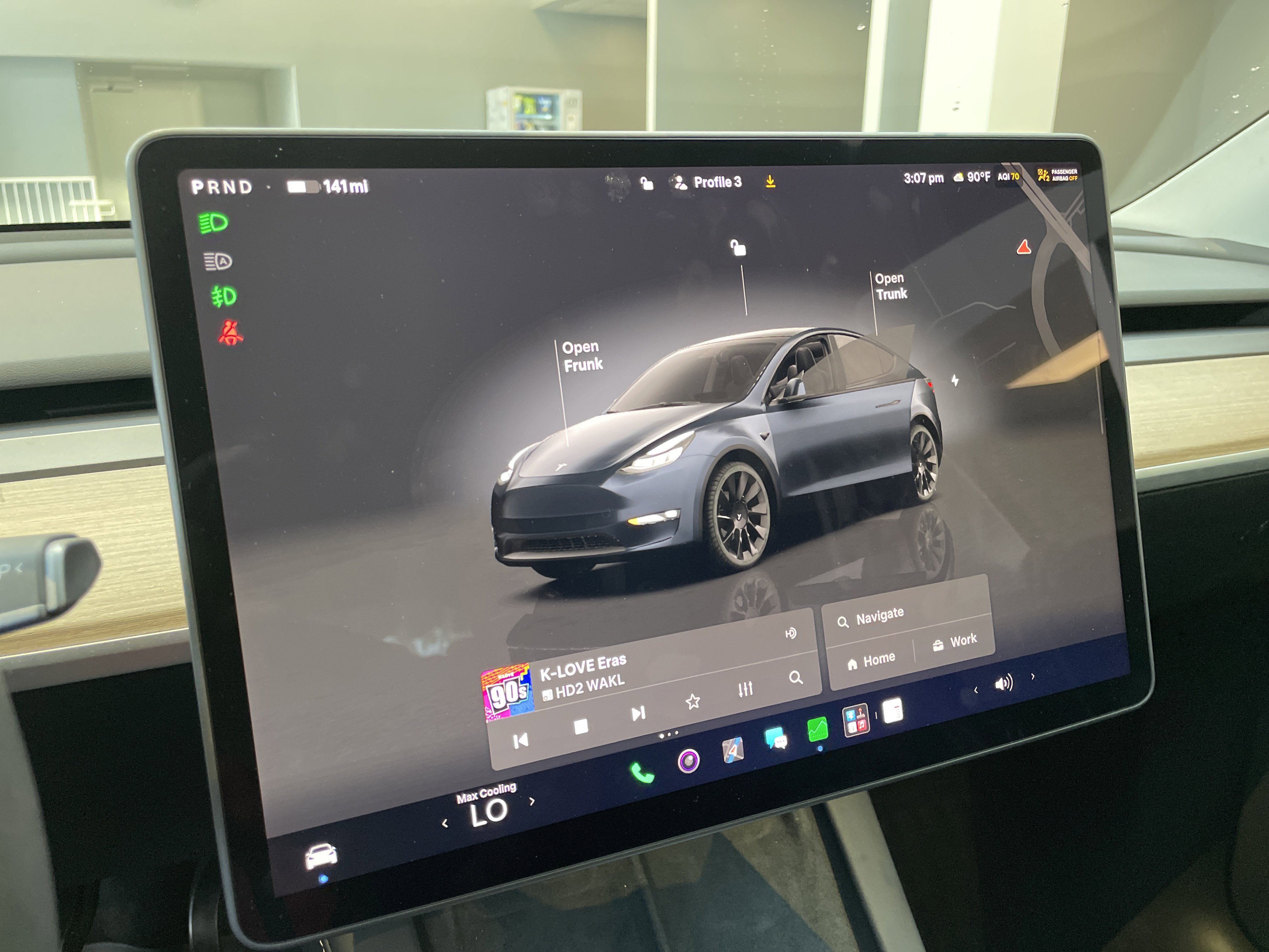 Used 2025 Tesla Model Y Long Range AWD/4WD image 21