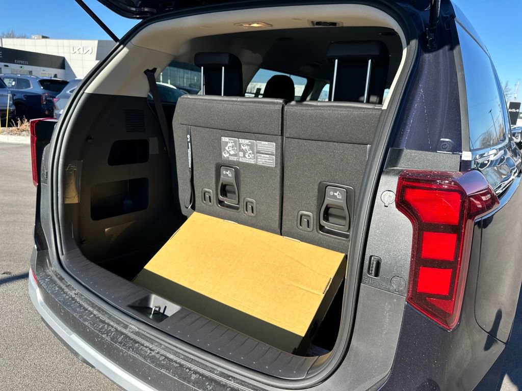 New 2026 Kia Carnival LXS image 37