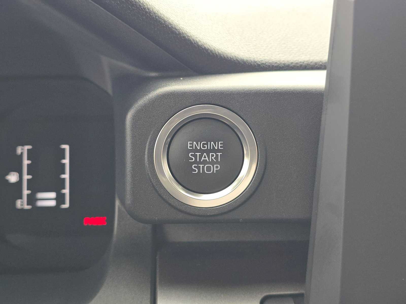 Certified 2026 Toyota 4Runner SR5 RWD image 33