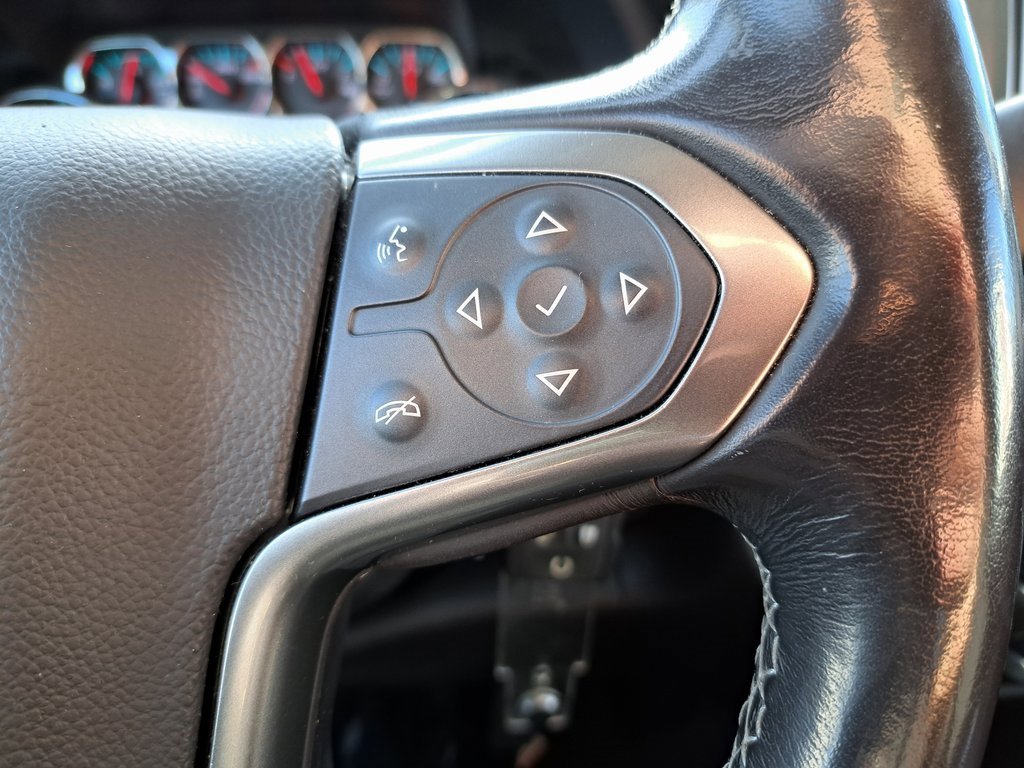 Used 2018 Chevrolet Silverado 1500 LT w/ All Star Edition image 22