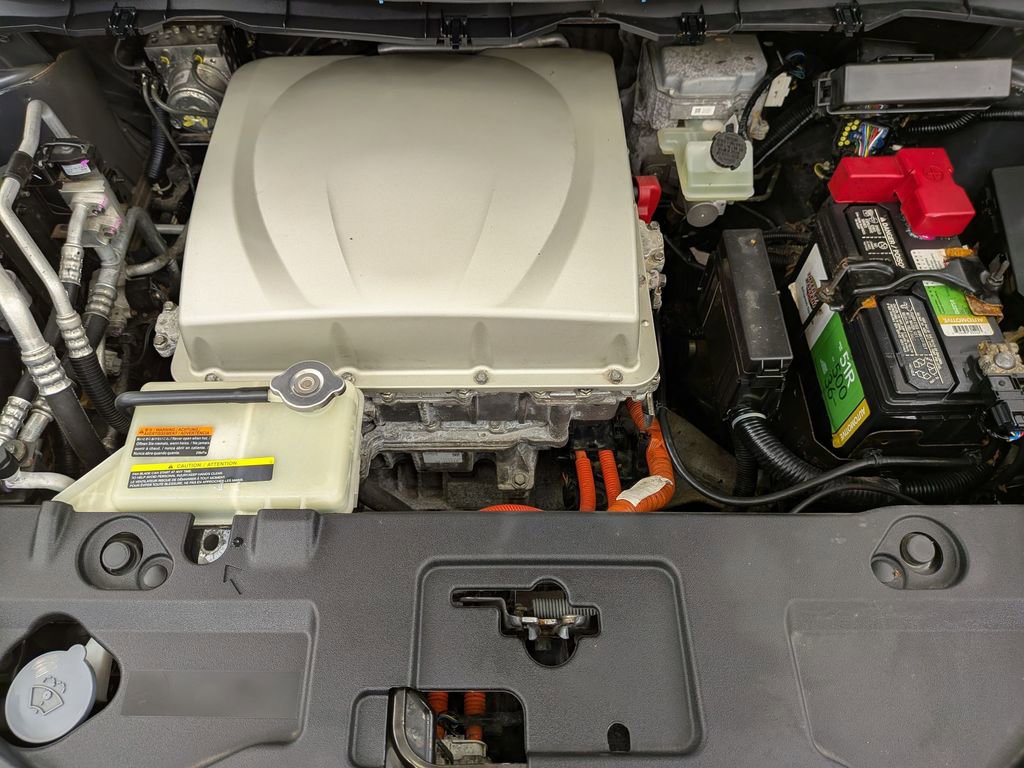 Used 2017 Nissan Leaf SV image 32