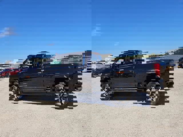 New 2025 GMC Sierra 2500 Denali w/ Denali Reserve Package image 2