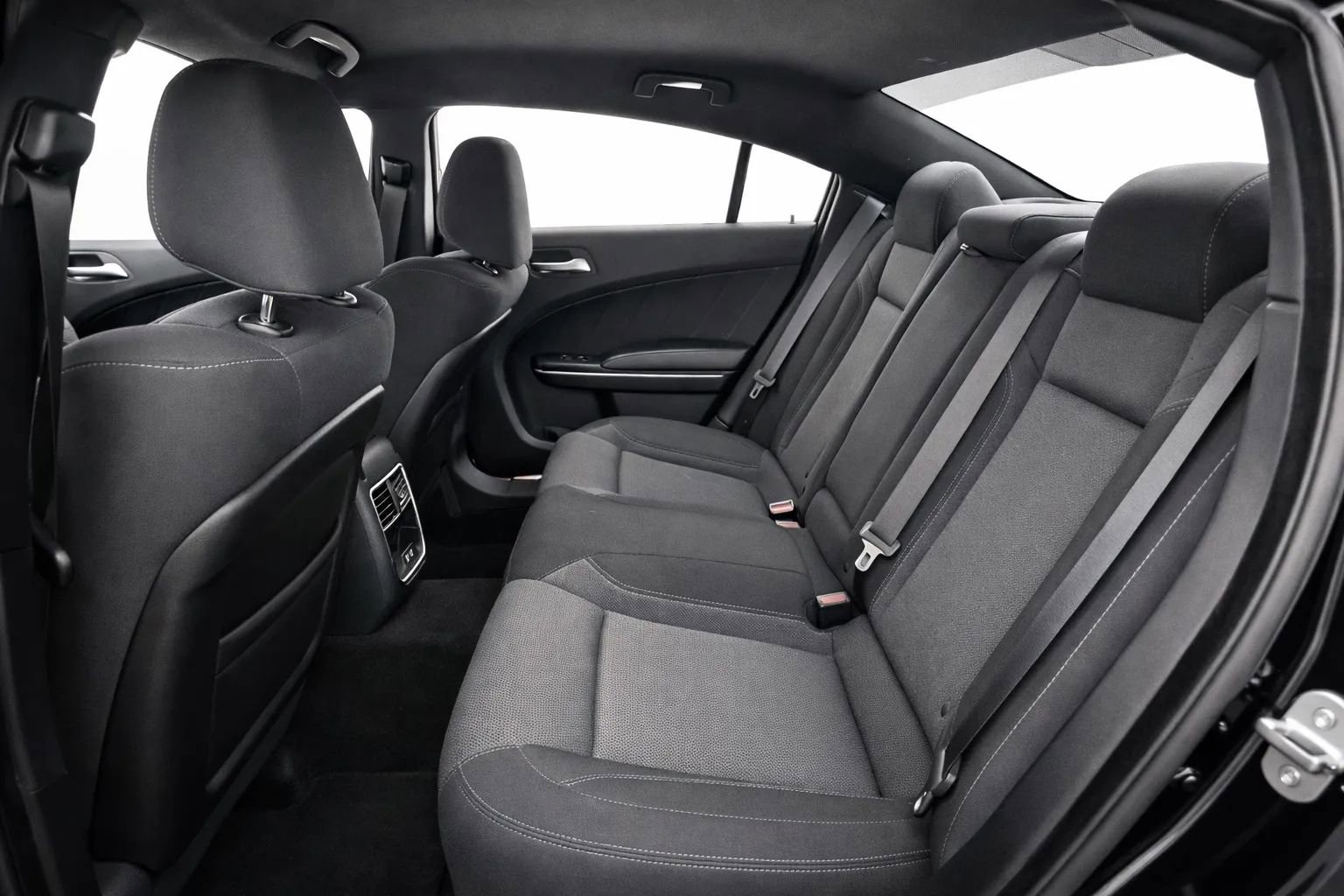 Used 2019 Dodge Charger SXT image 10