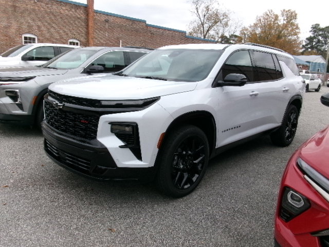 New 2026 Chevrolet Traverse RS w/ LPO, Floor Liner Package image 2