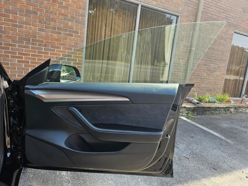 Used 2023 Tesla Model 3 Standard Range RWD image 58